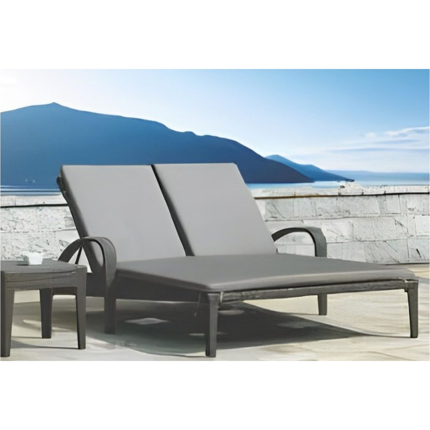 Beach Lounge Chair, Aluminum Frame with PE Rattan for Outdoor Comfort