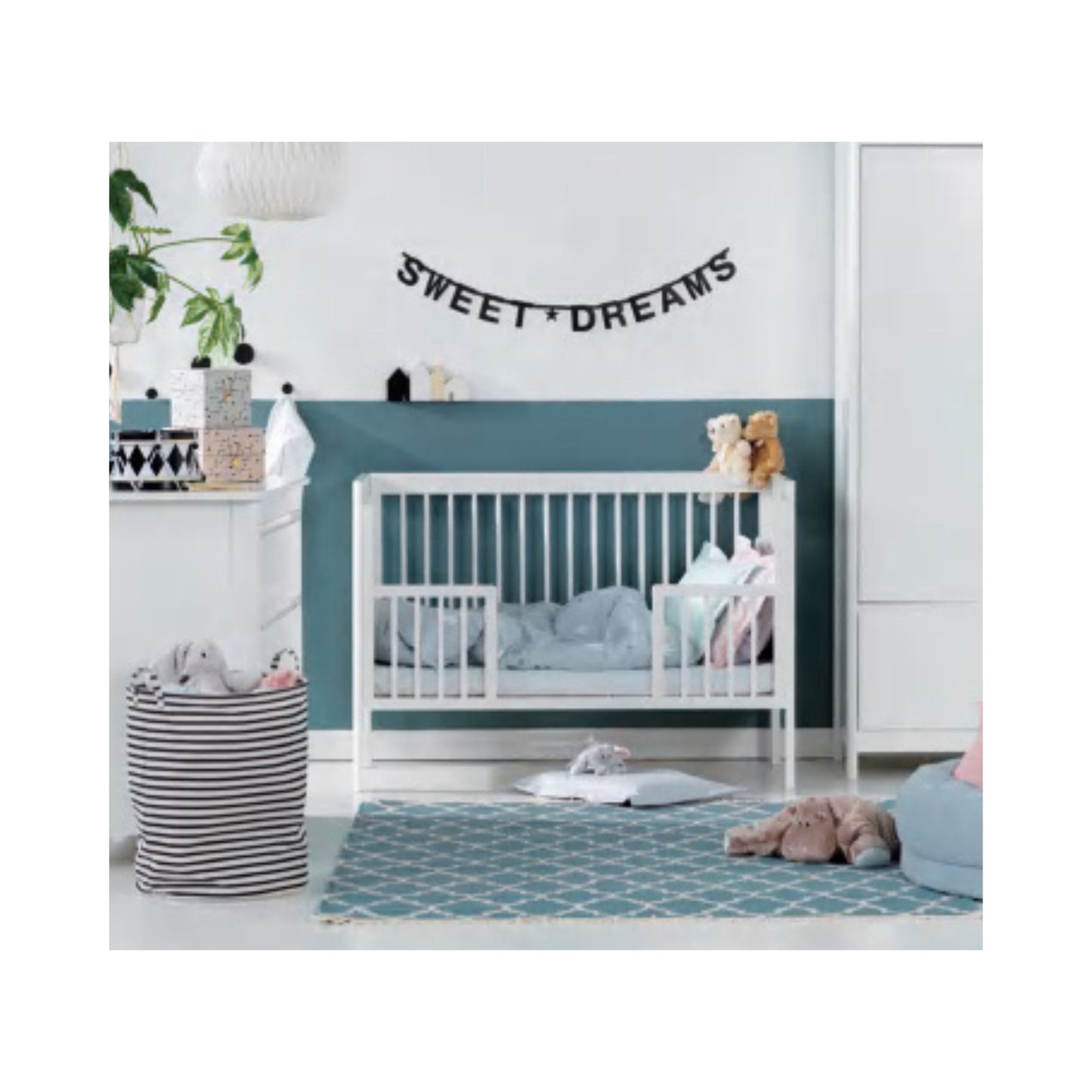 Classic Baby Crib – Model 1241