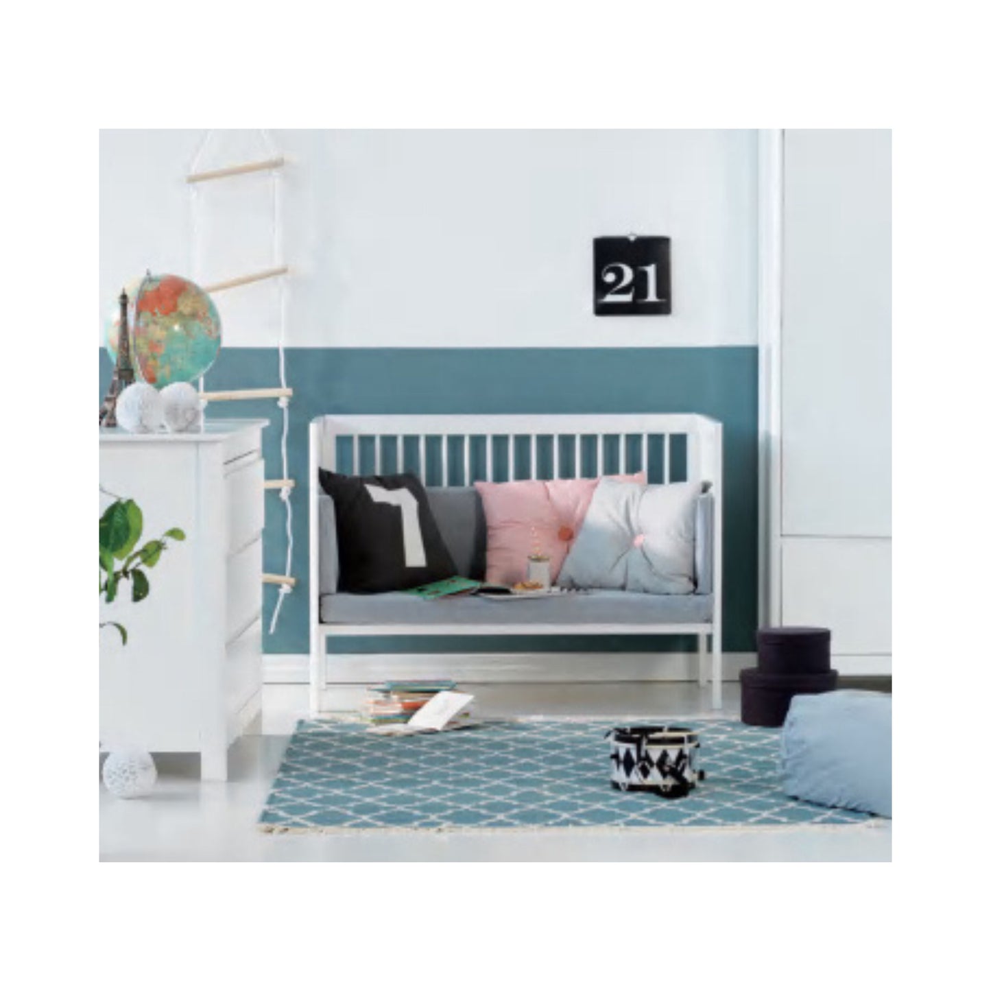 Classic Baby Crib – Model 1241