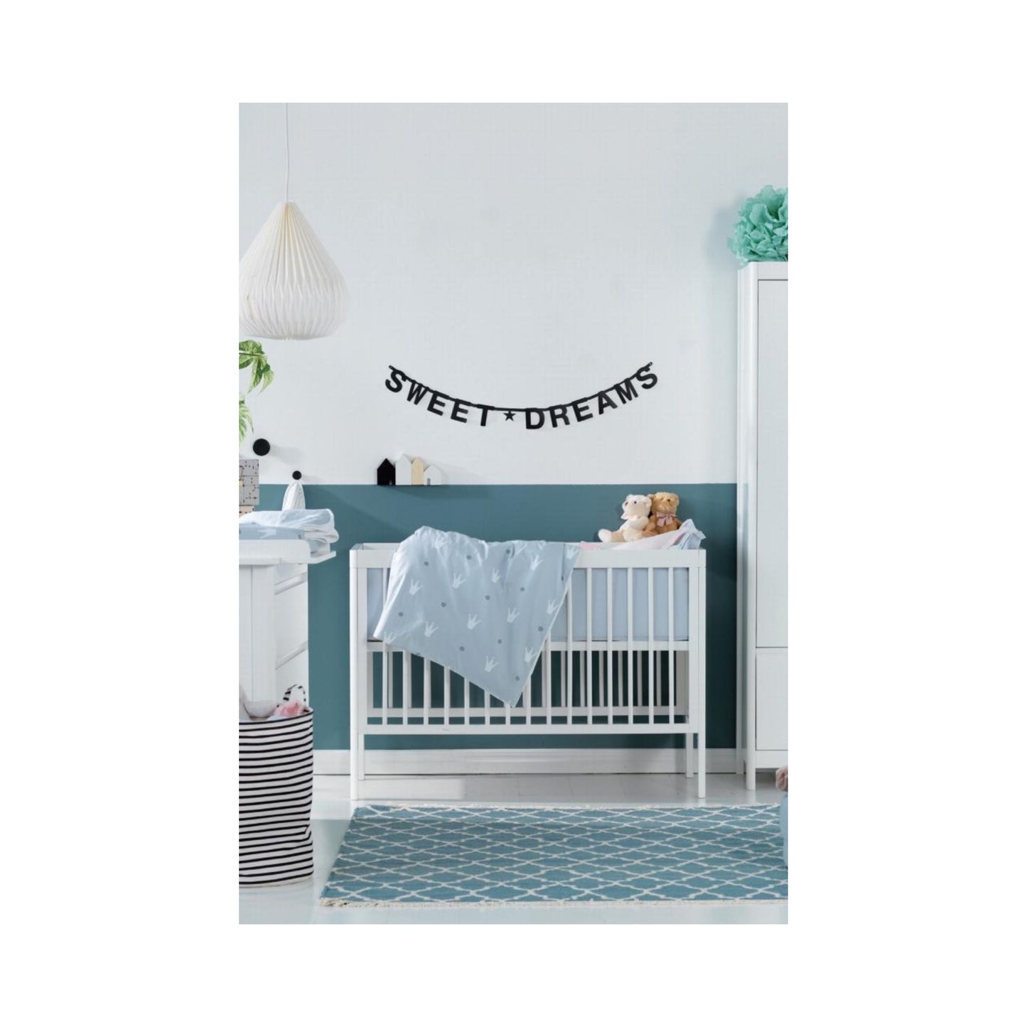 Classic Baby Crib – Model 1241