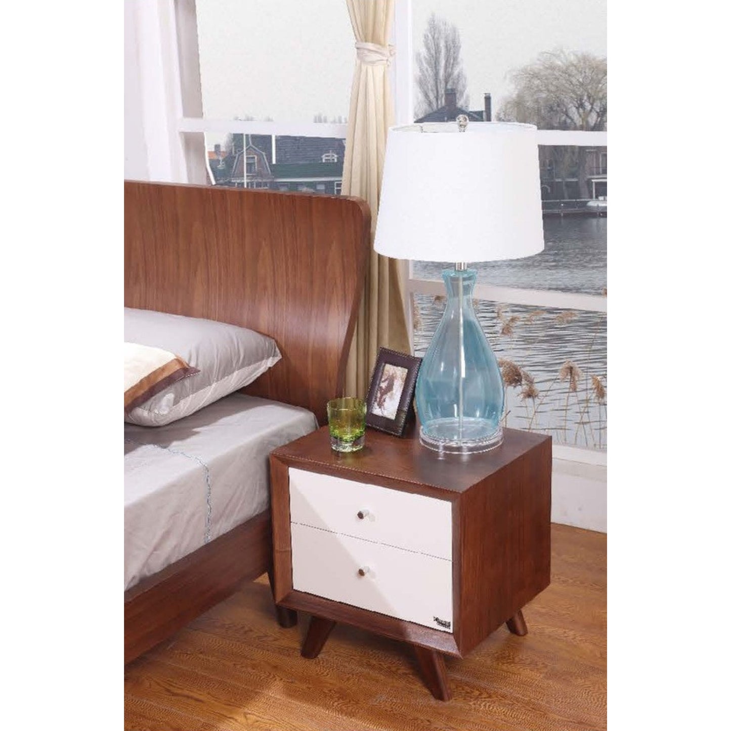 Modern Night Stand – Model BN63M219
