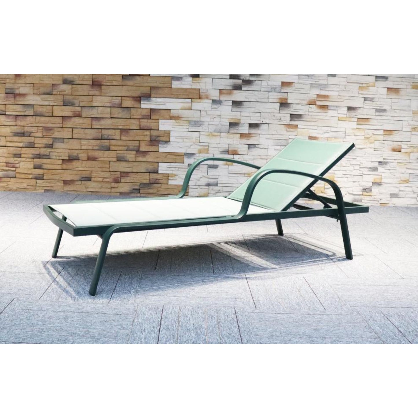 Single Sun Lounger KW5327 with Foam-Lined Textilene