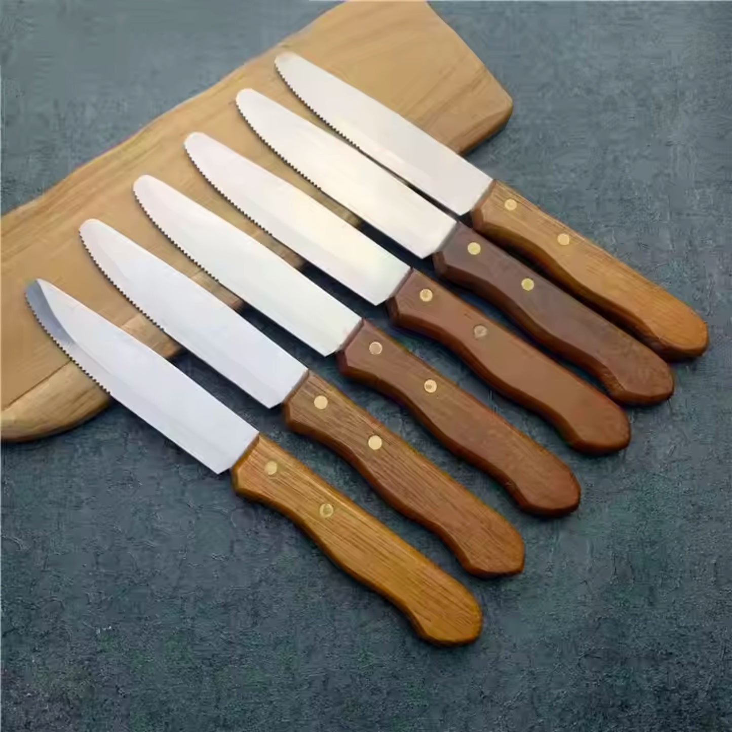 Premium Stainless Steel Steak Knives – Sharp Serrated Edge, Brown Handle
