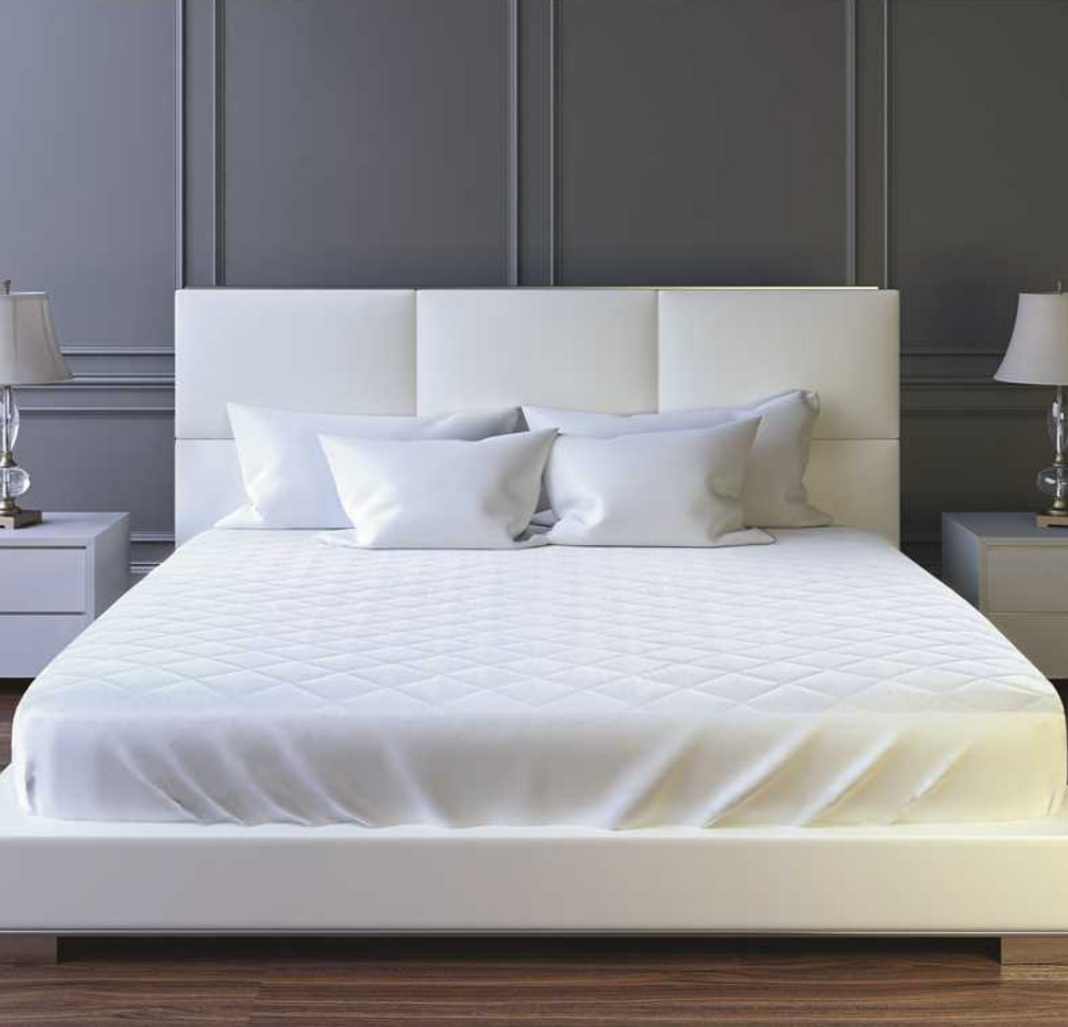 King-Size Waterproof Mattress Protector – Soft & Breathable