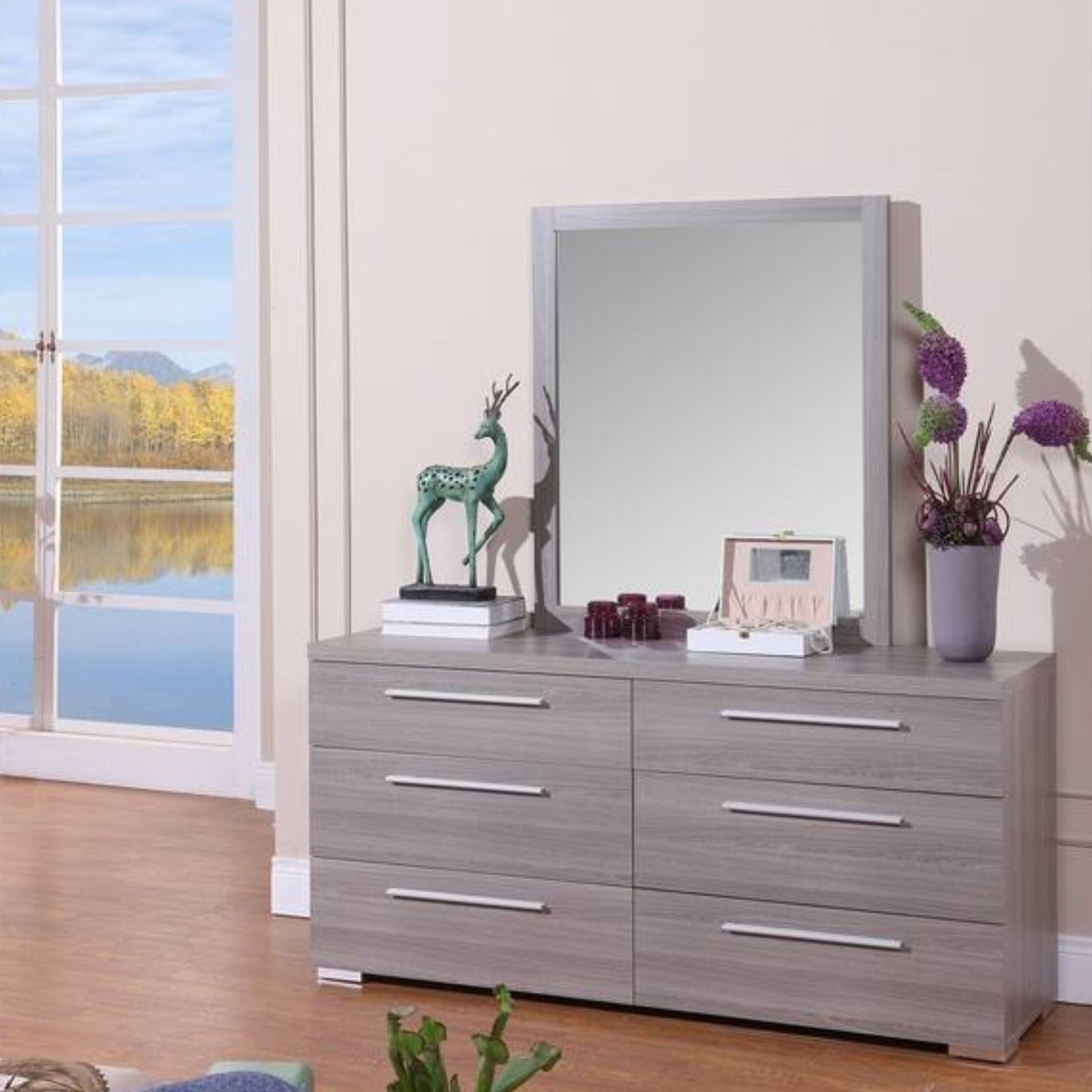 Dresser & Mirror – Model 1550-211 / 1550-221
