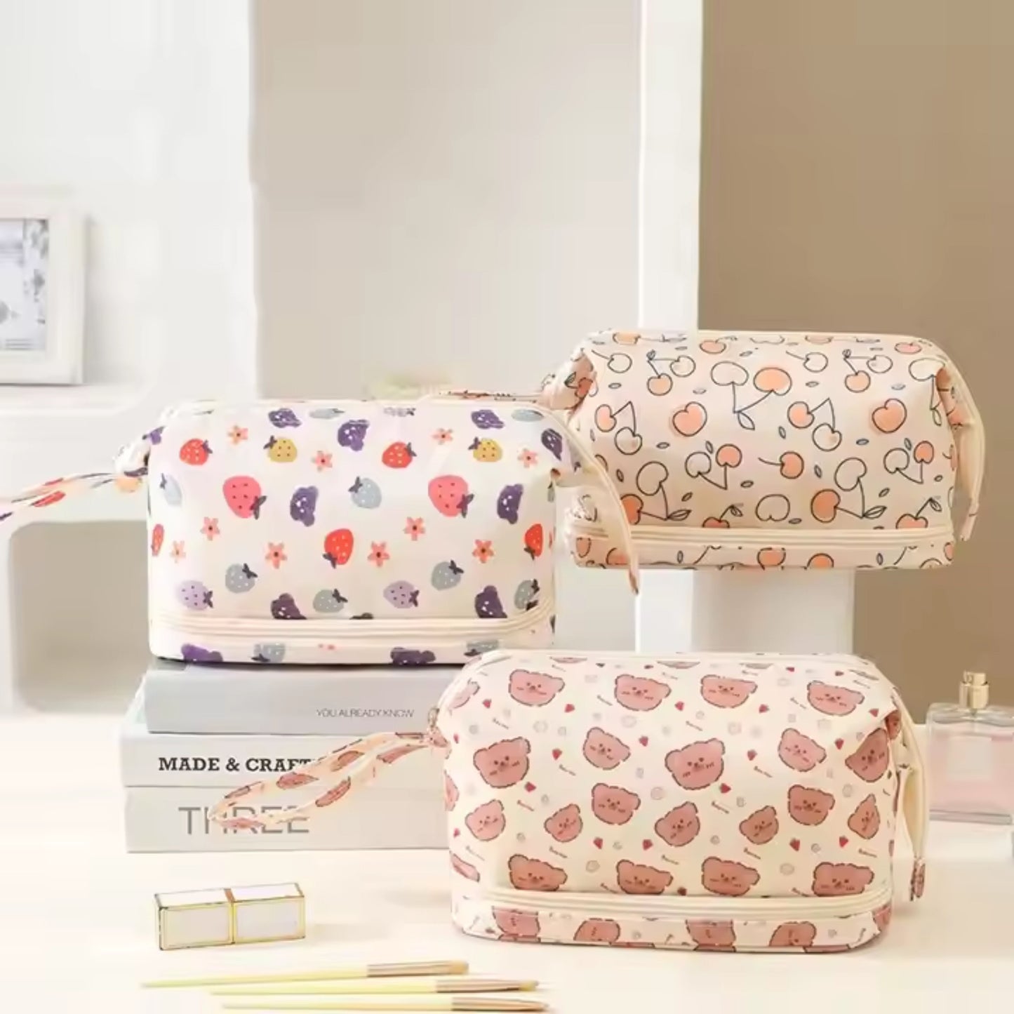 LG0046 Twill Double-Layer Floral Cosmetic Bag