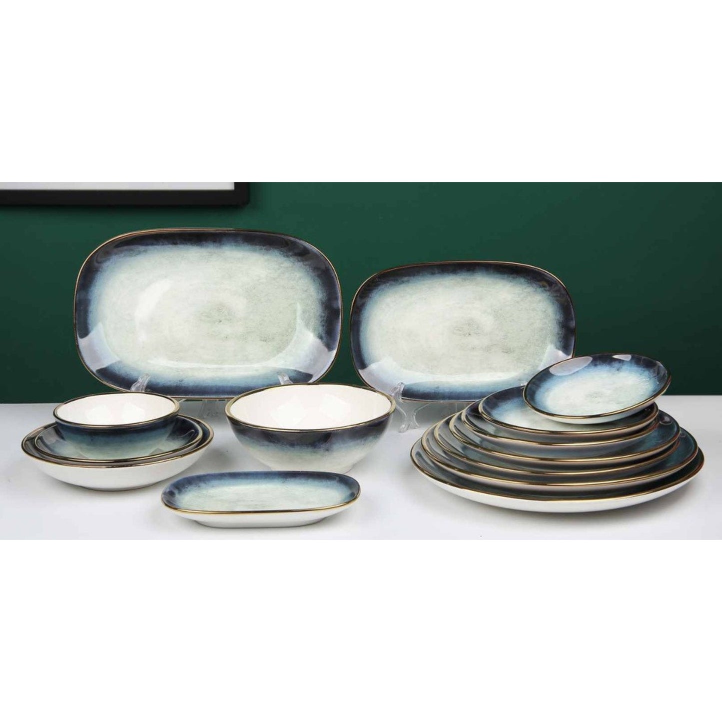 White Smokey Ceramic Dinnerware Set with Dark Blue Edges, Shiny Surface, and Golden Trim – 14-Piece Collection