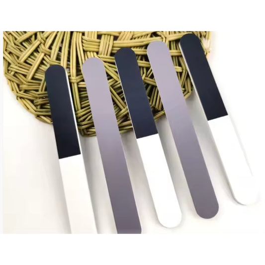 Premium Dual-Sided Nail File with Protective Case – Smooth & Shape Your Nails Anywhere