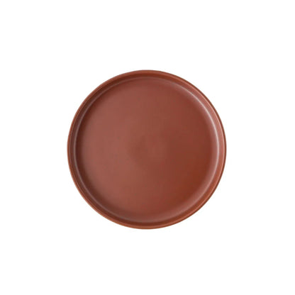 Round stoneware plates in warm speckled finish – Joyn Spark