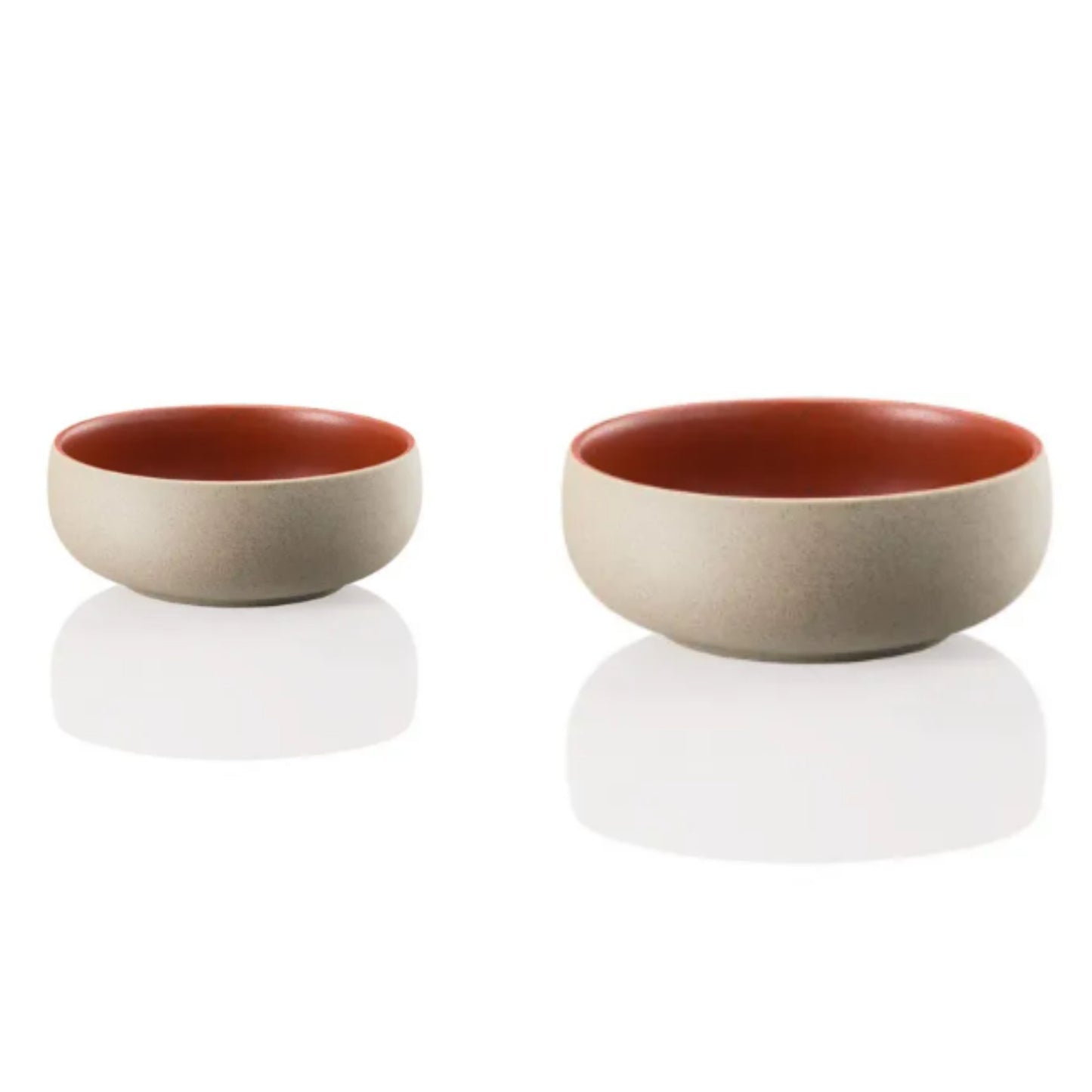 Round stoneware bowls in warm speckled finish – Joyn Spark