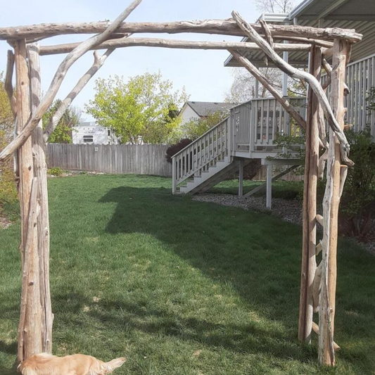 Driftwood Wedding Arch – Natural Rustic Backdrop for Ceremonies