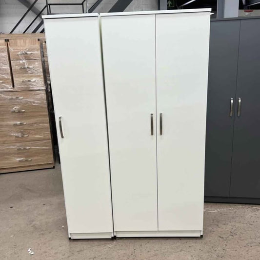 Wardrobe with Sliding Doors Model 6BW001 Space-Saving Storage W1221×H2222mm