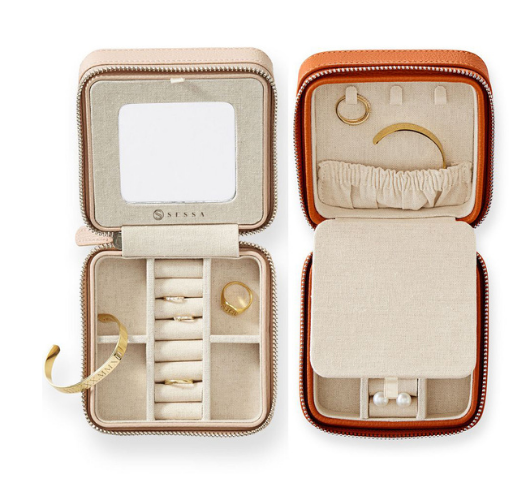 Small Travel Jewelry Case – PU Saffiano Leather with Suede Interior