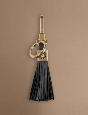 Stylish Keychain – Perfect Accessory for Keys & Bags