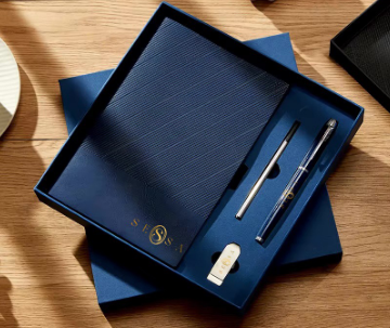 Elegant Notebook & Pen Gift Set – Perfect for Professionals & Executives