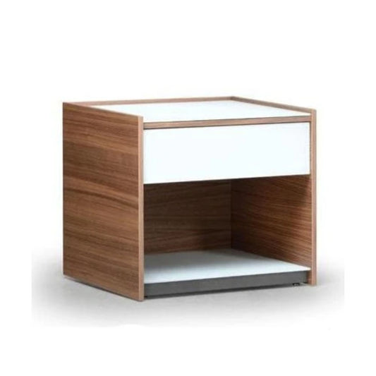 End Table – Model LT63W132
