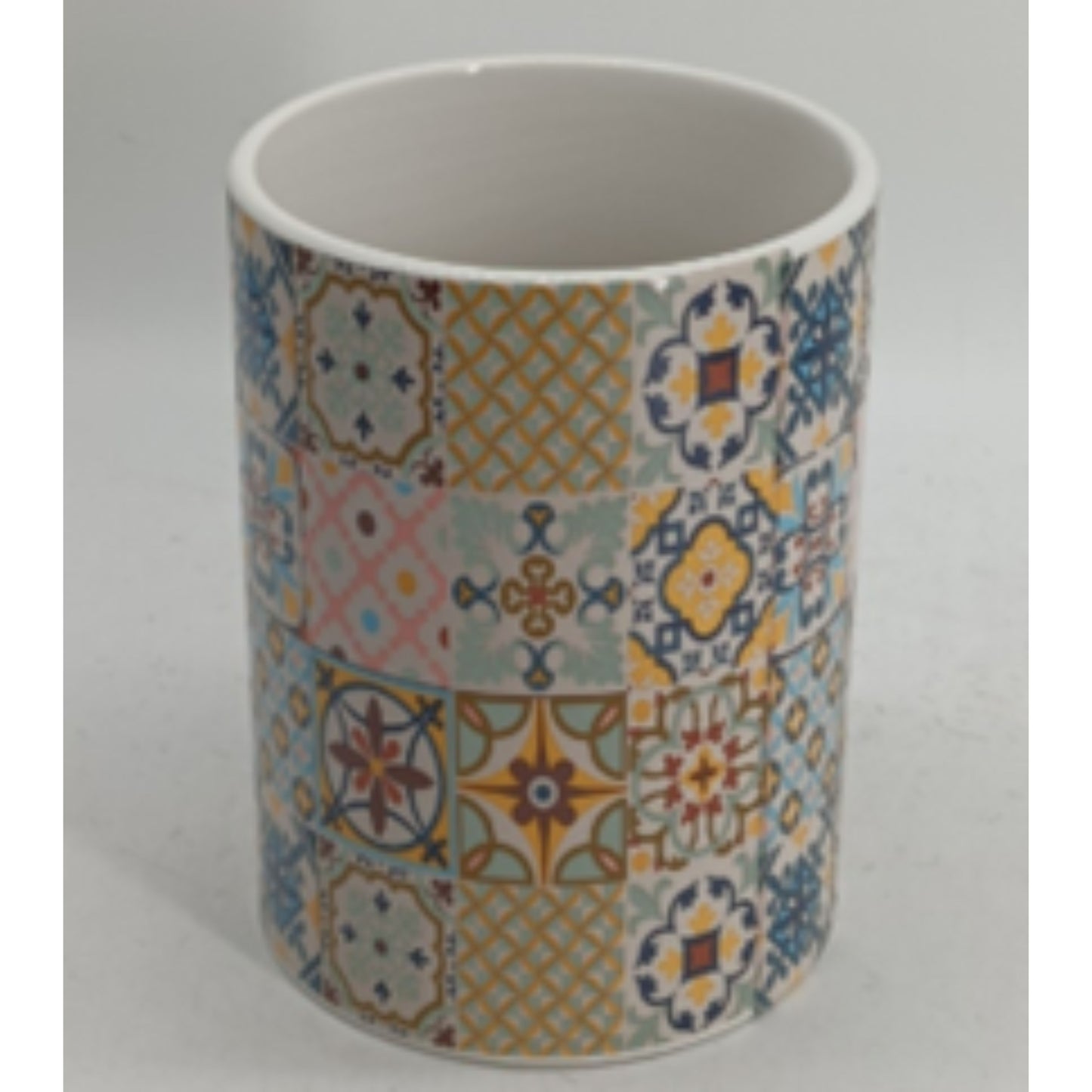 NP24-1554 Dolomite Flower Vase with Smooth Curved Design