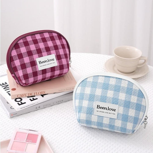 Elegant Style Half-Moon Cosmetic Bag RH2516 – 20.5×9.5×14cm