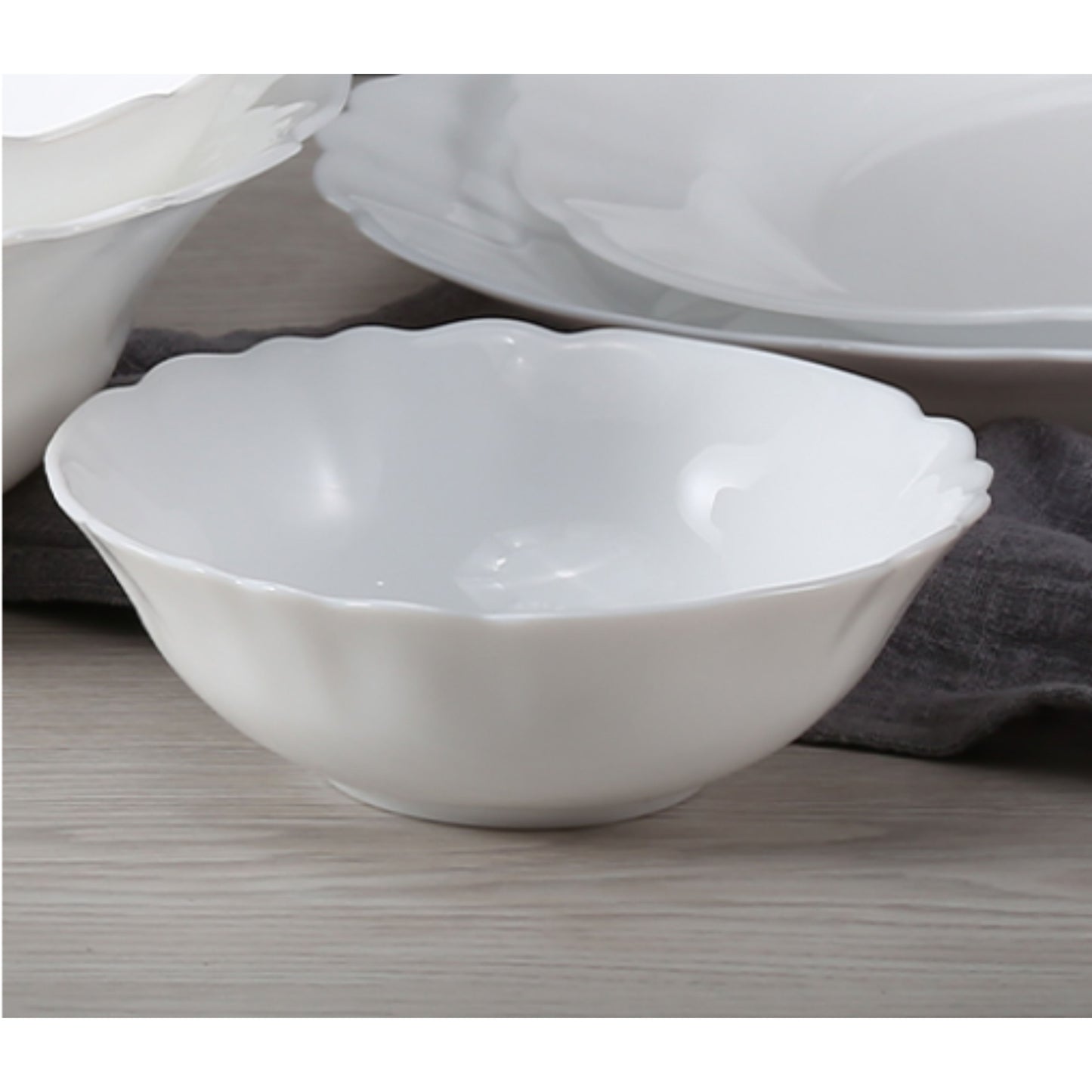 Floral-Shaped Bowl A26781