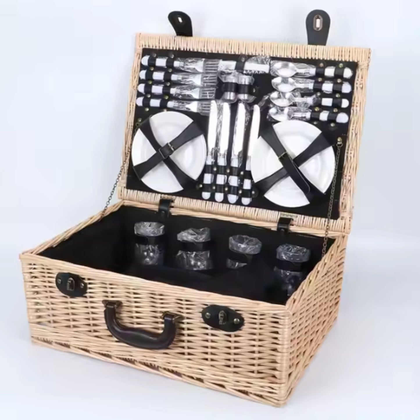 Nature Wicker Picnic Basket Set for Four – Elegant Hamper with Picnic Accessories